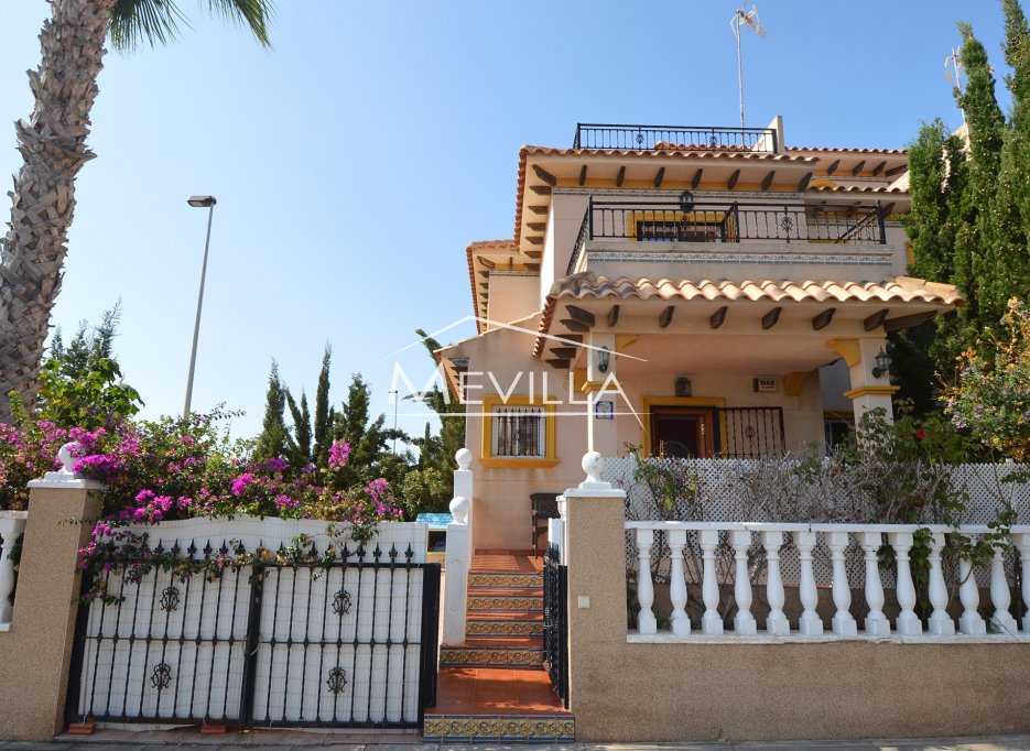A nice house in La Regia for sale