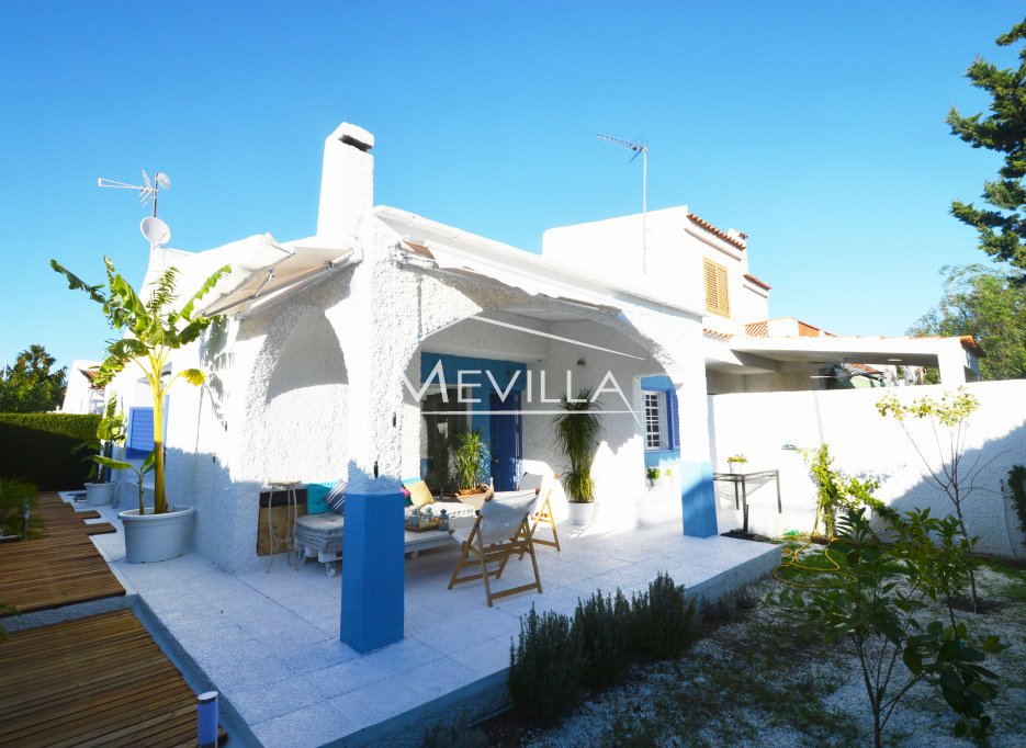 A VERY MODERN VILLA IN CAMPOAMOR FOR SALE