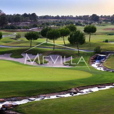 Las mejores villas de nueva construcción en Las Colinas Golf and Country Club 2021