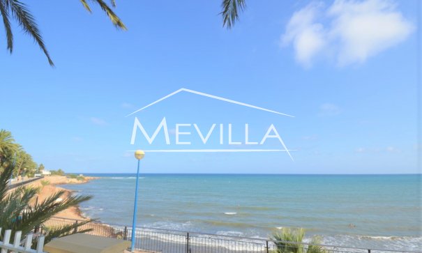 Reventas - Chalet / Villa - Orihuela Costa - Punta Prima