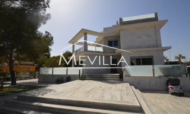 Chalet / Villa - Reventas - Orihuela Costa - CA730