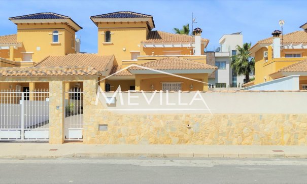 Chalet / Villa - Reventas - Orihuela Costa - La Zenia