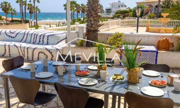 Chalet / Villa - Reventas - Orihuela Costa - PF283