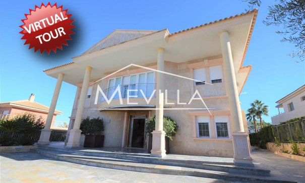 Chalet / Villa - Reventas - San Miguel de Salinas - MU761