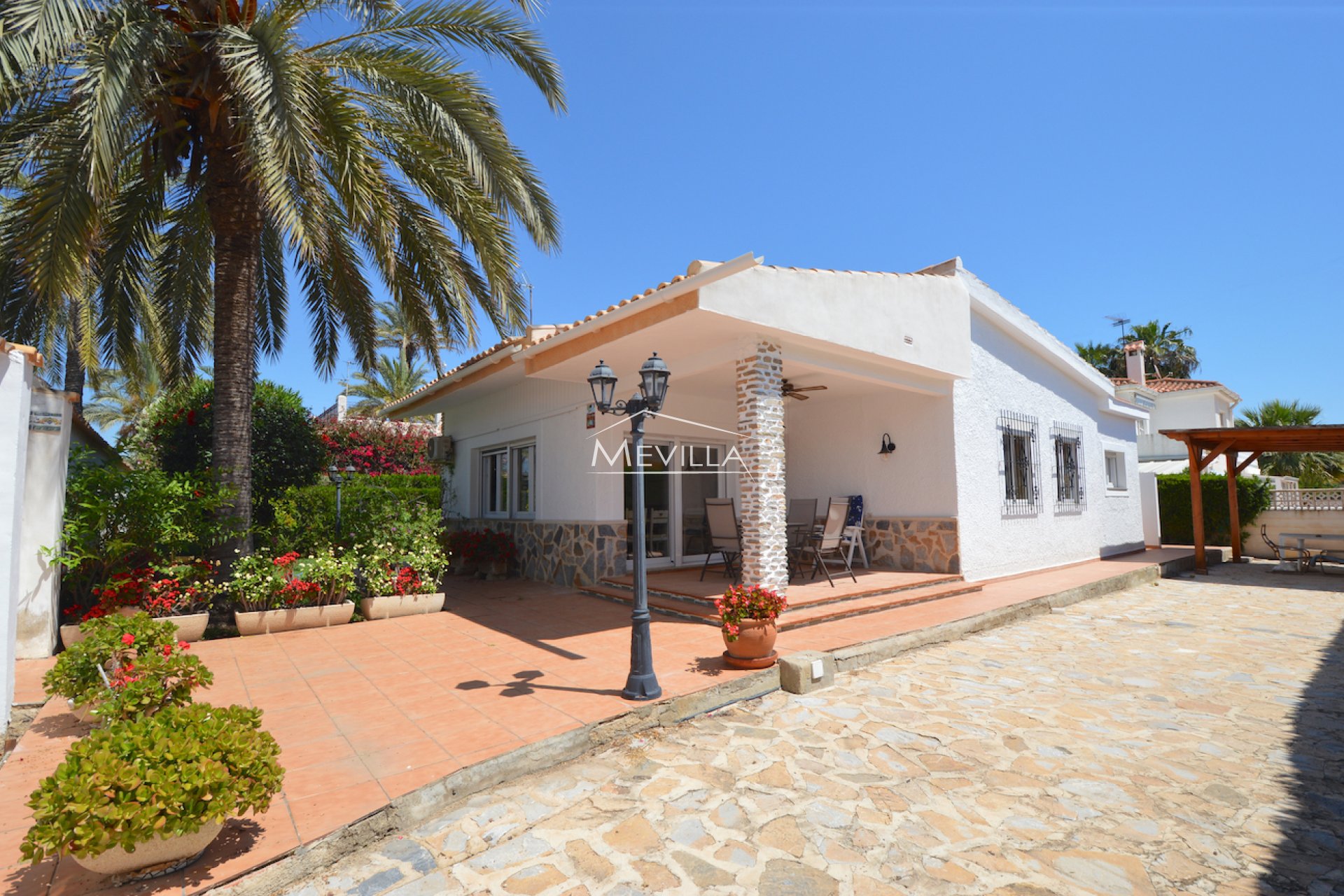 Detached villa for sale in Cabo Roig, Orihuela Costa
