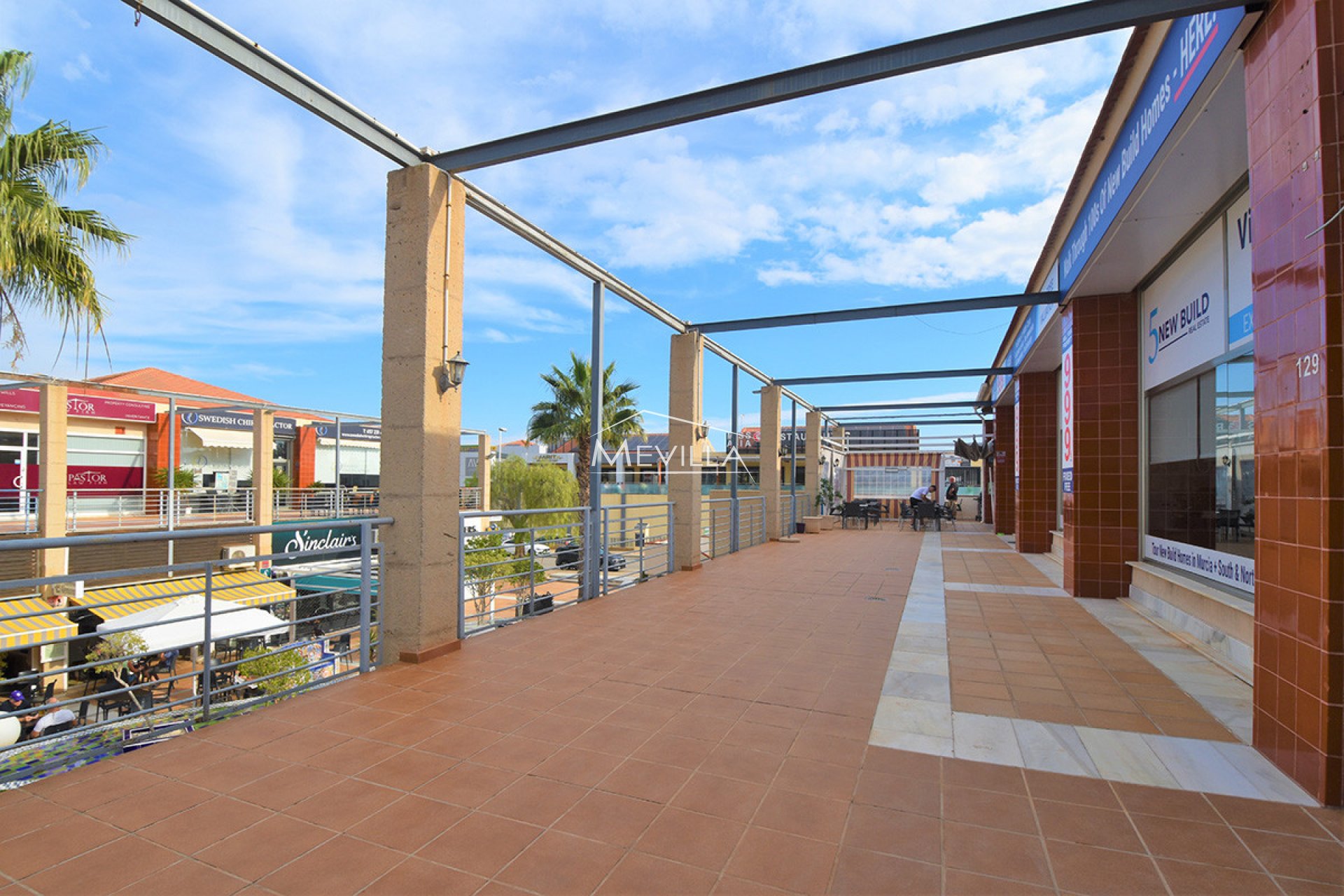 Resales - commercial - Orihuela Costa - Villamartin