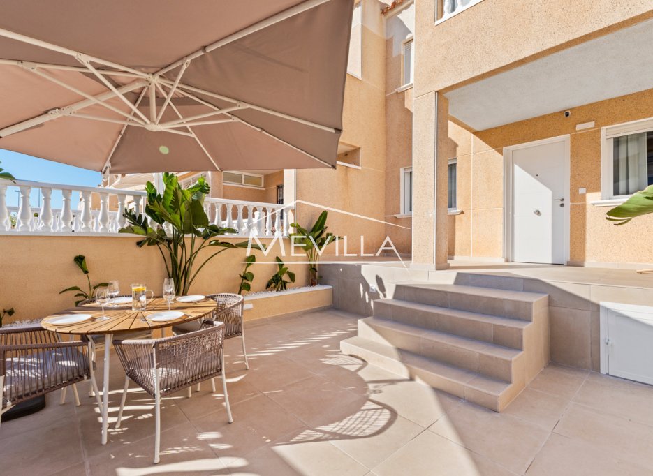 Resales - Flat / Apartment - Orihuela Costa - Punta Prima