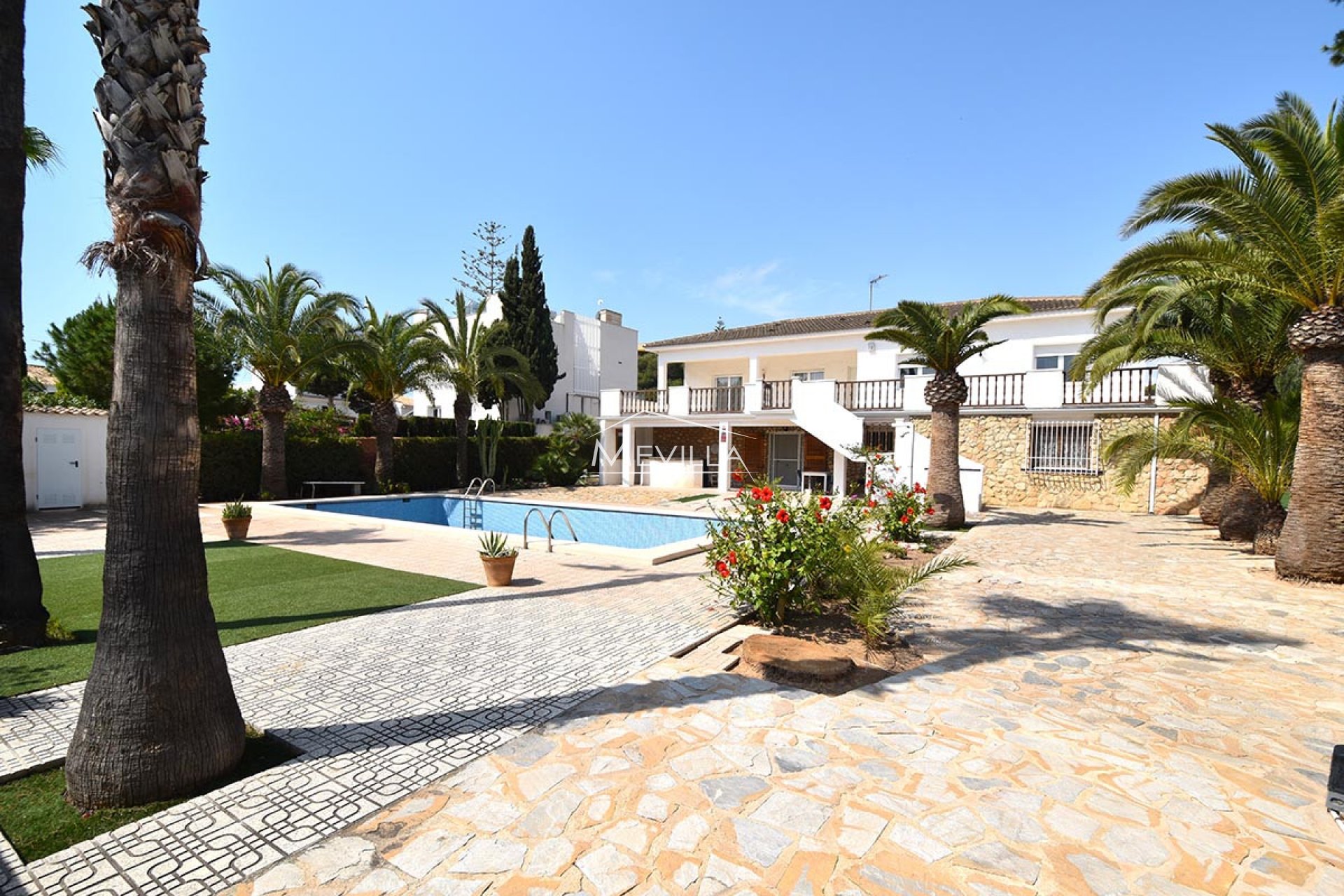 Resales - Villa - Orihuela Costa - La Zenia