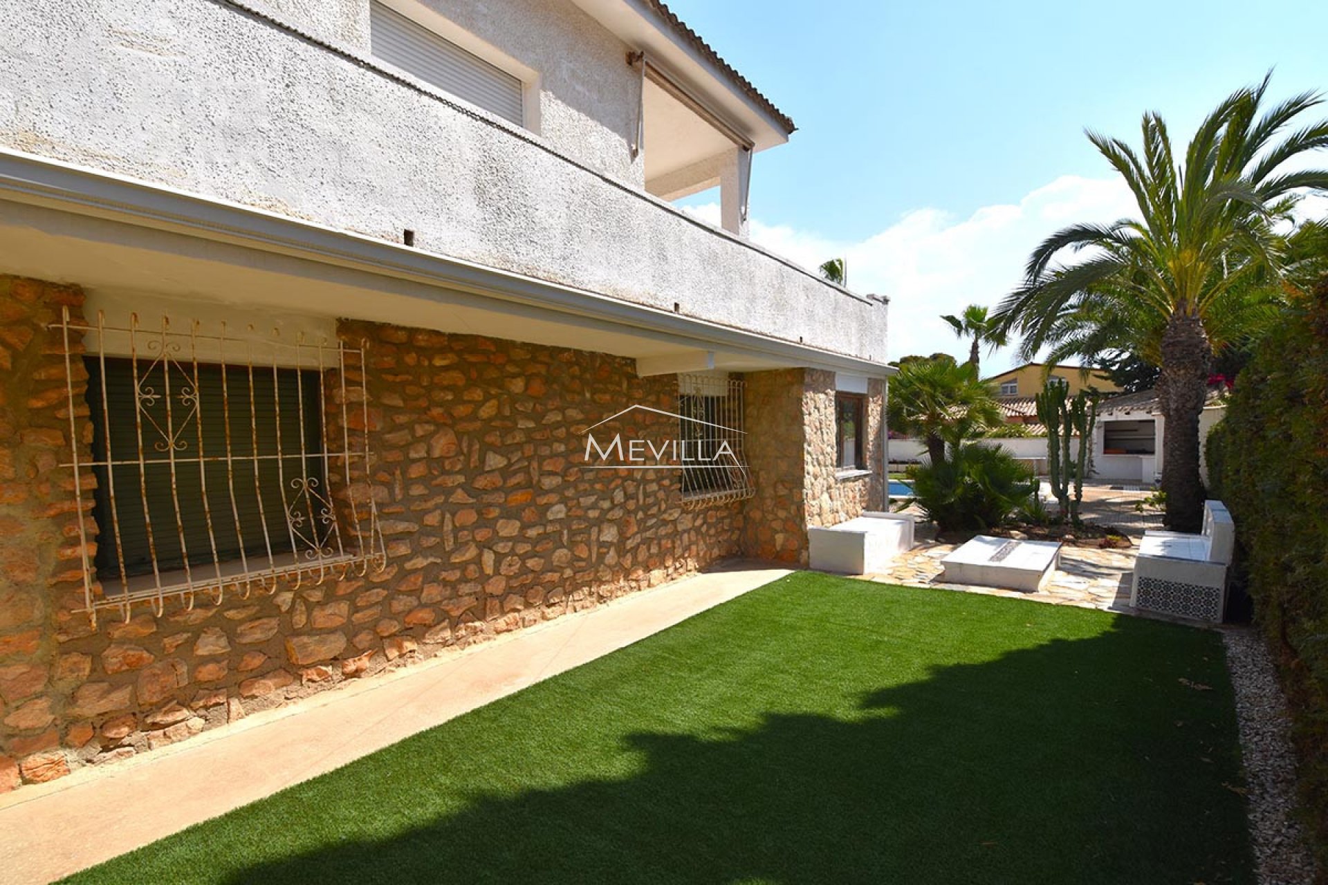 Resales - Villa - Orihuela Costa - La Zenia