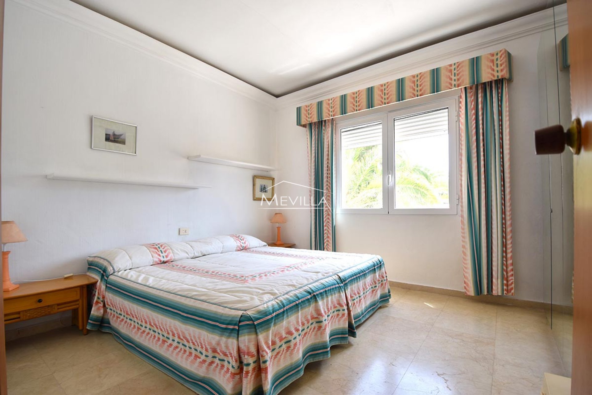 Resales - Villa - Orihuela Costa - La Zenia