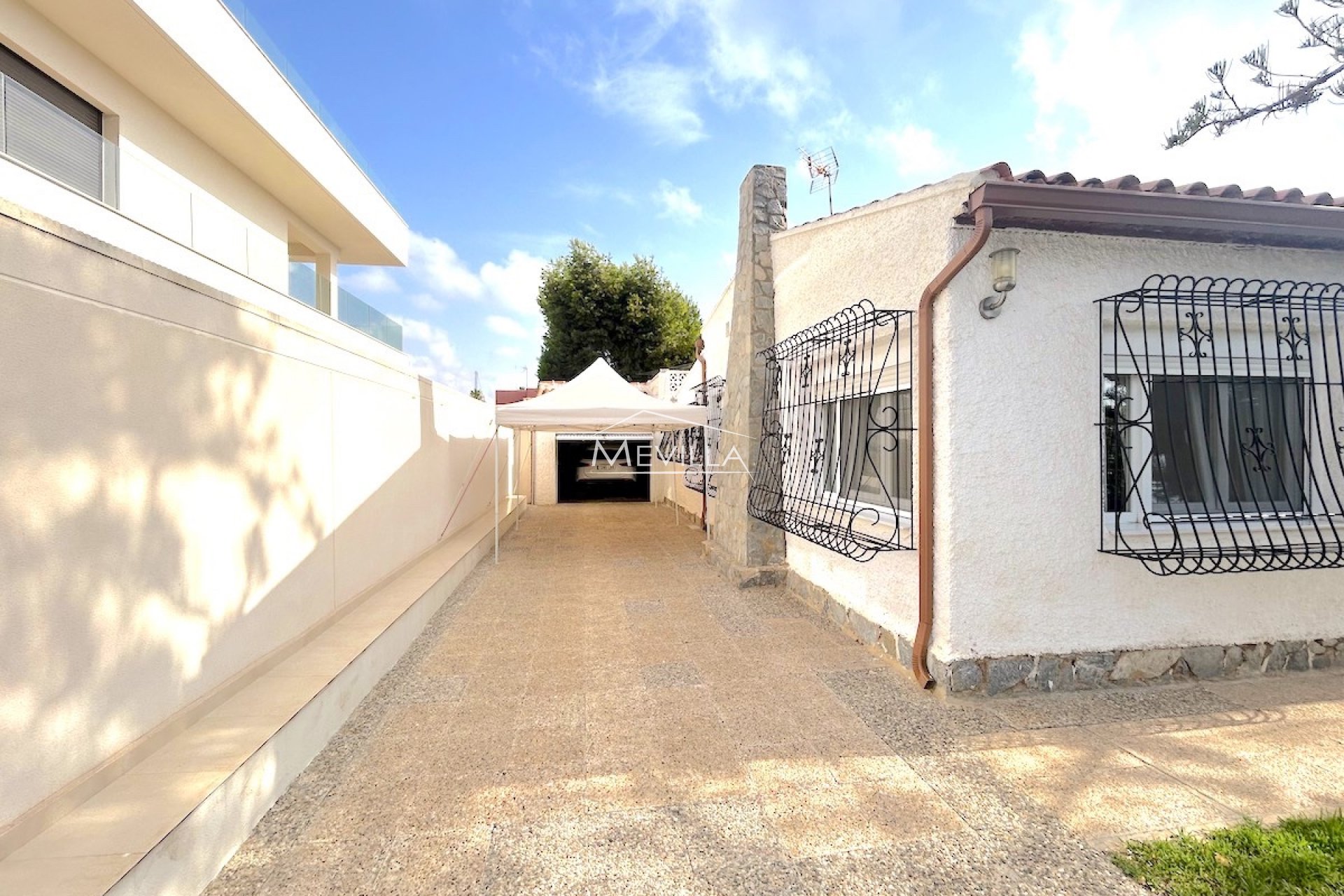 Resales - Villa - Orihuela Costa - La Zenia