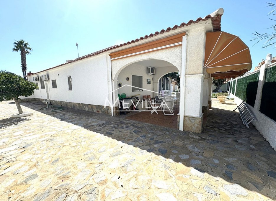 Resales - Villa - Orihuela Costa - La Zenia