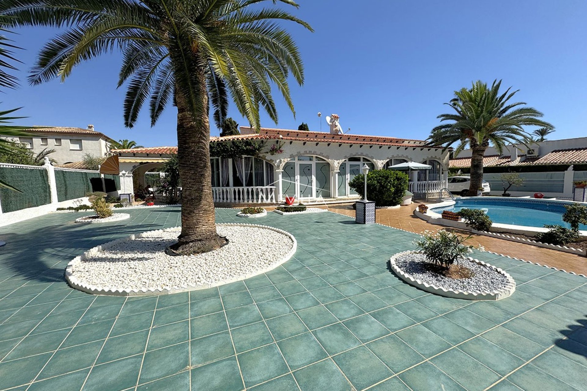 Resales - Villa - Orihuela Costa - La Zenia