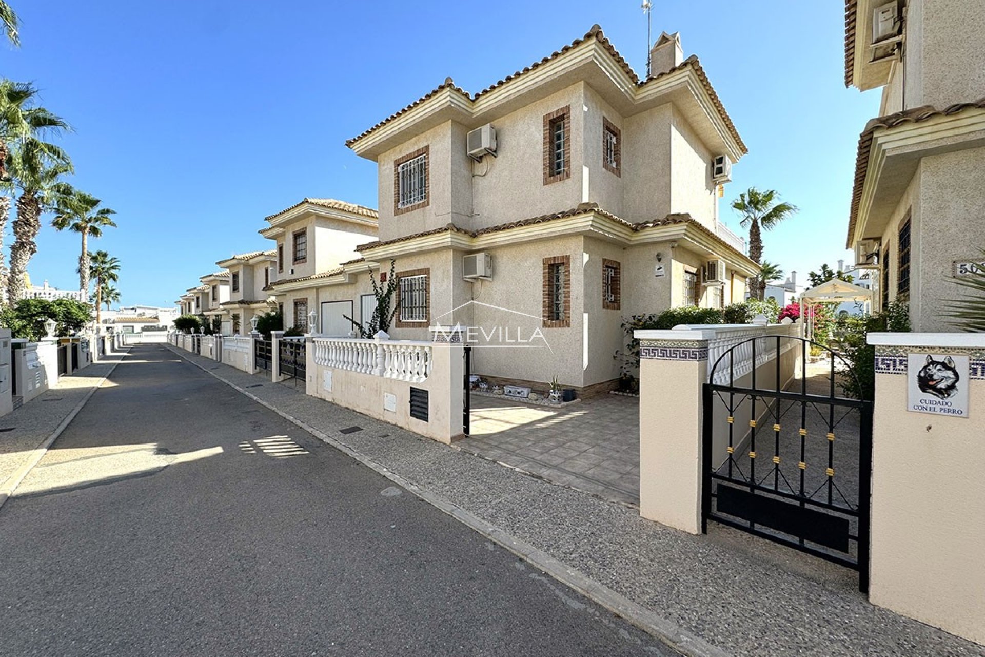 Resales - Villa - Orihuela Costa - Villamartin