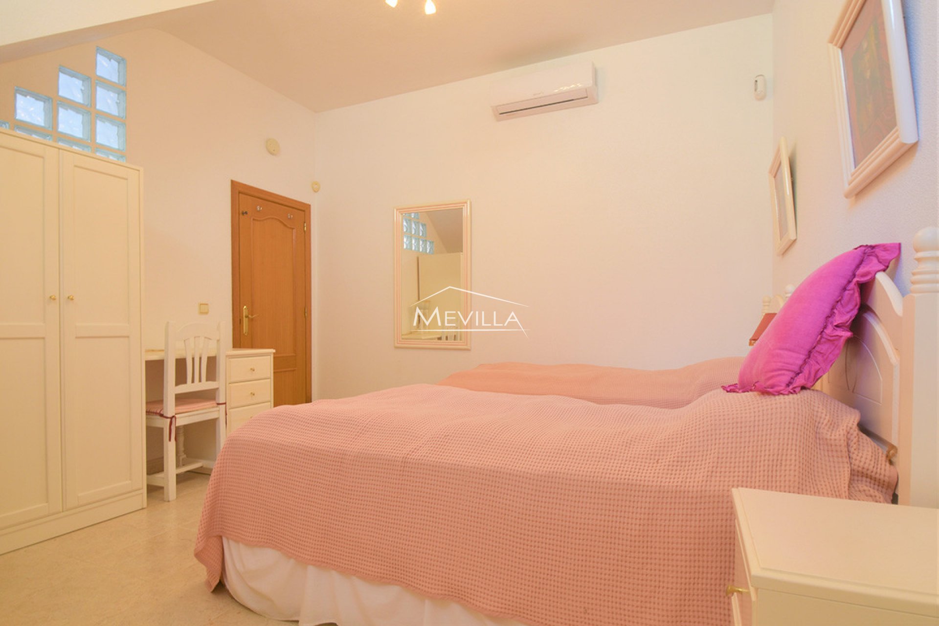 Resales - Villa - Orihuela Costa - Villamartin