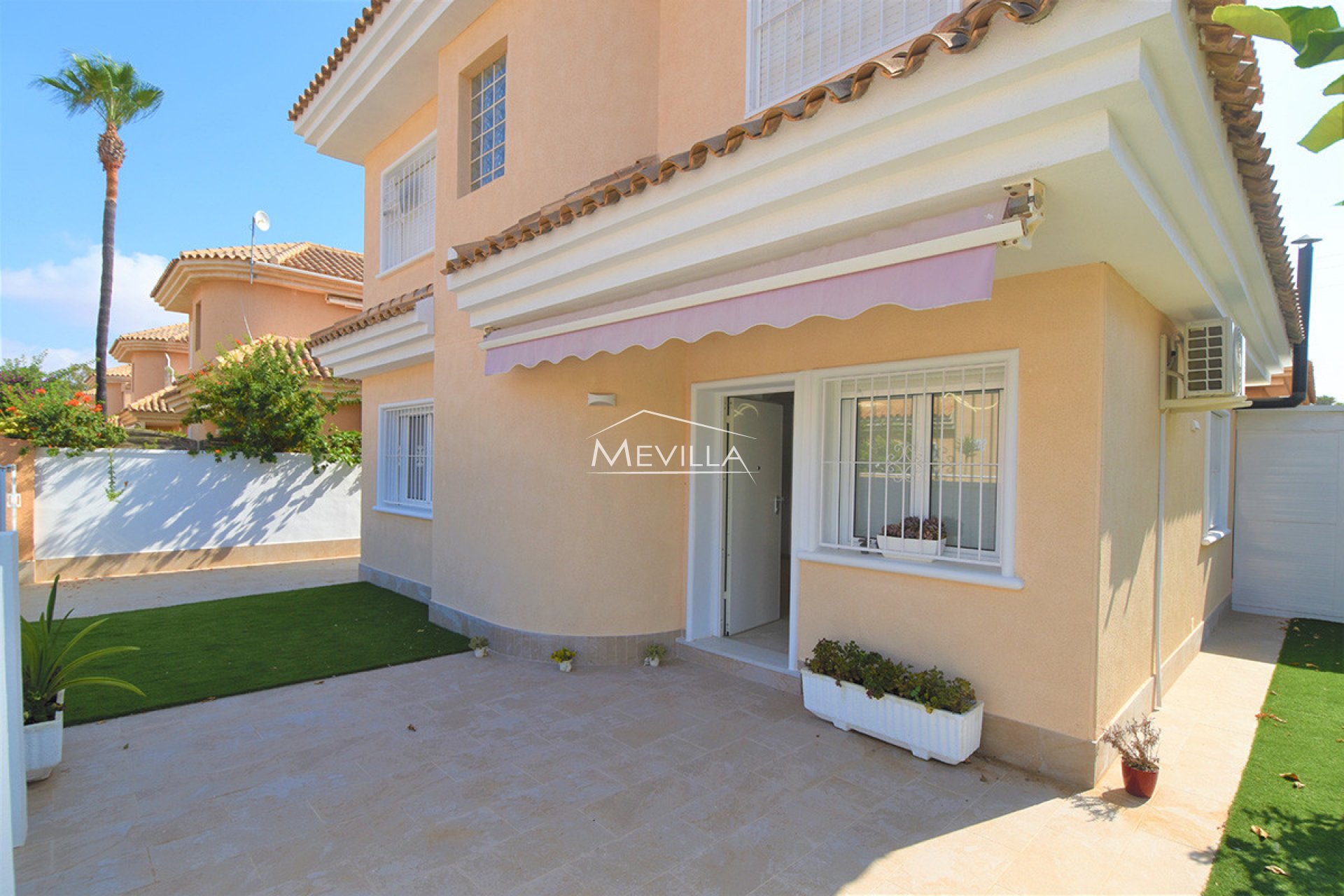 Resales - Villa - Torrevieja - Los Altos