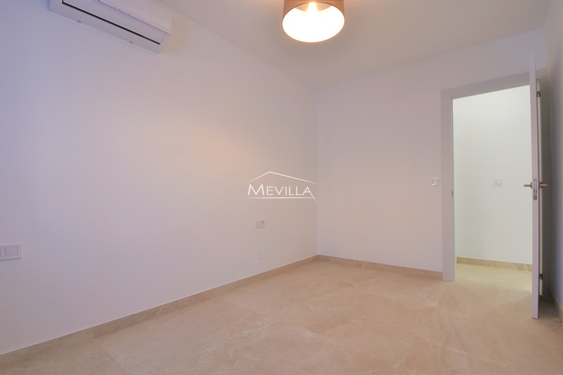 Resales - Villa - Torrevieja - Los Altos