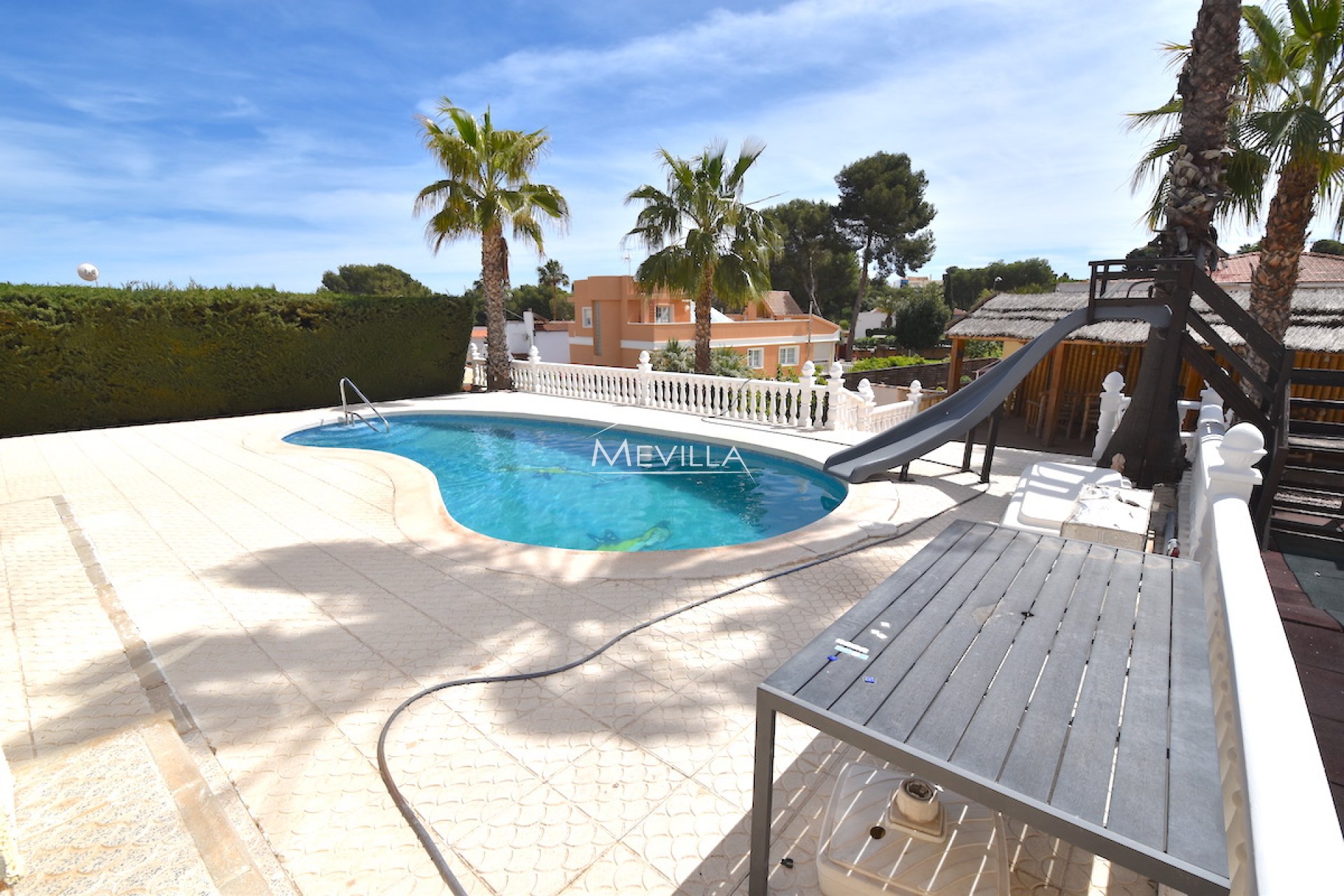 Resales - Villa - Torrevieja - Los Balcones