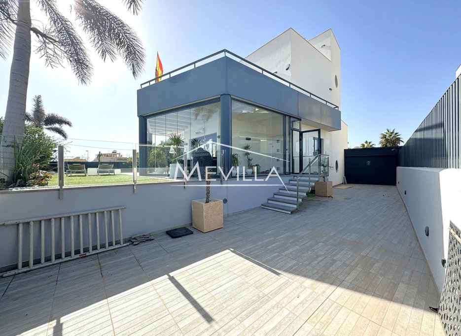 Resales - Villa - Torrevieja