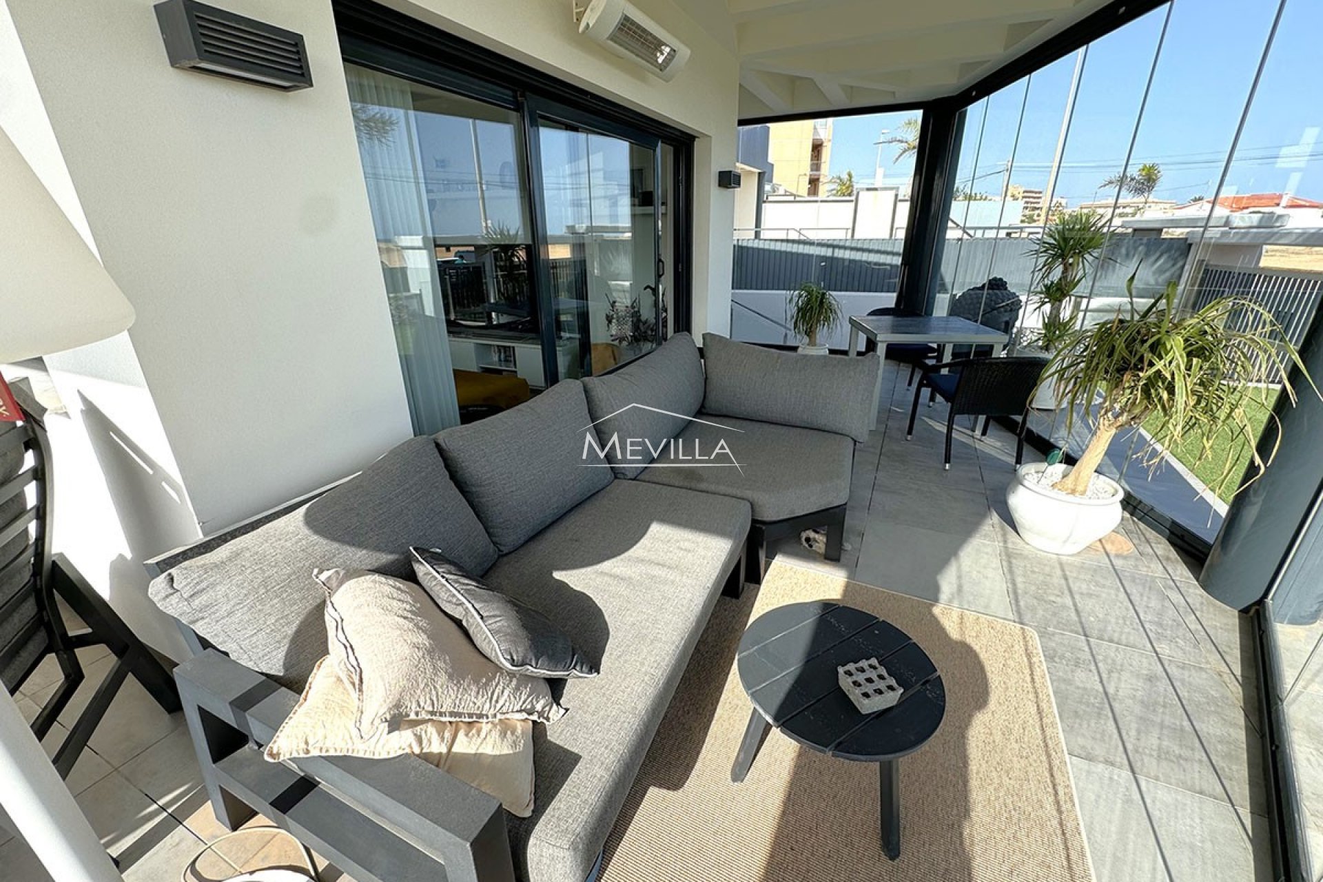 Resales - Villa - Torrevieja