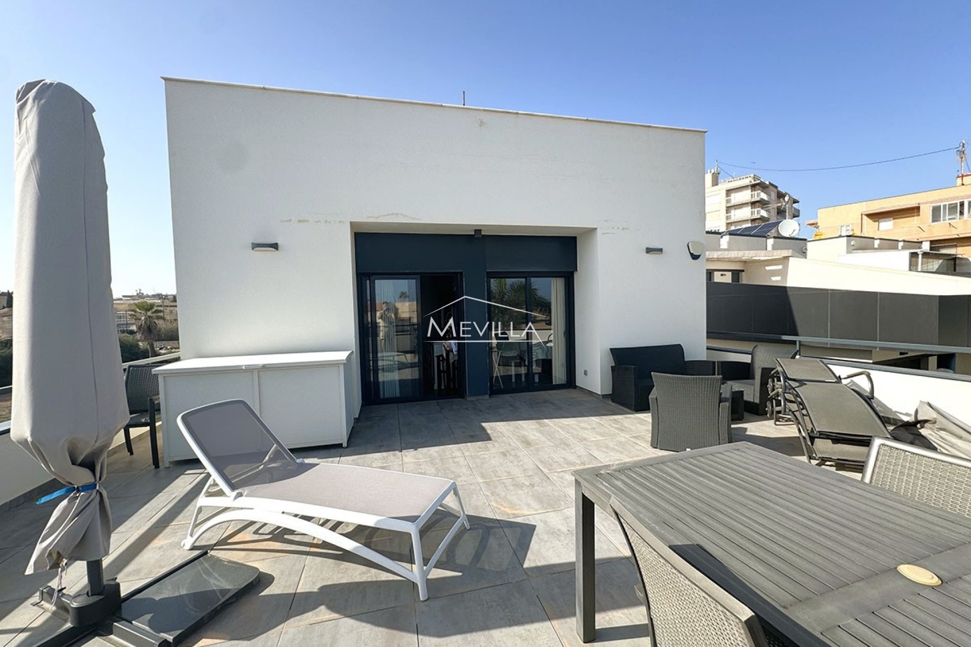 Resales - Villa - Torrevieja