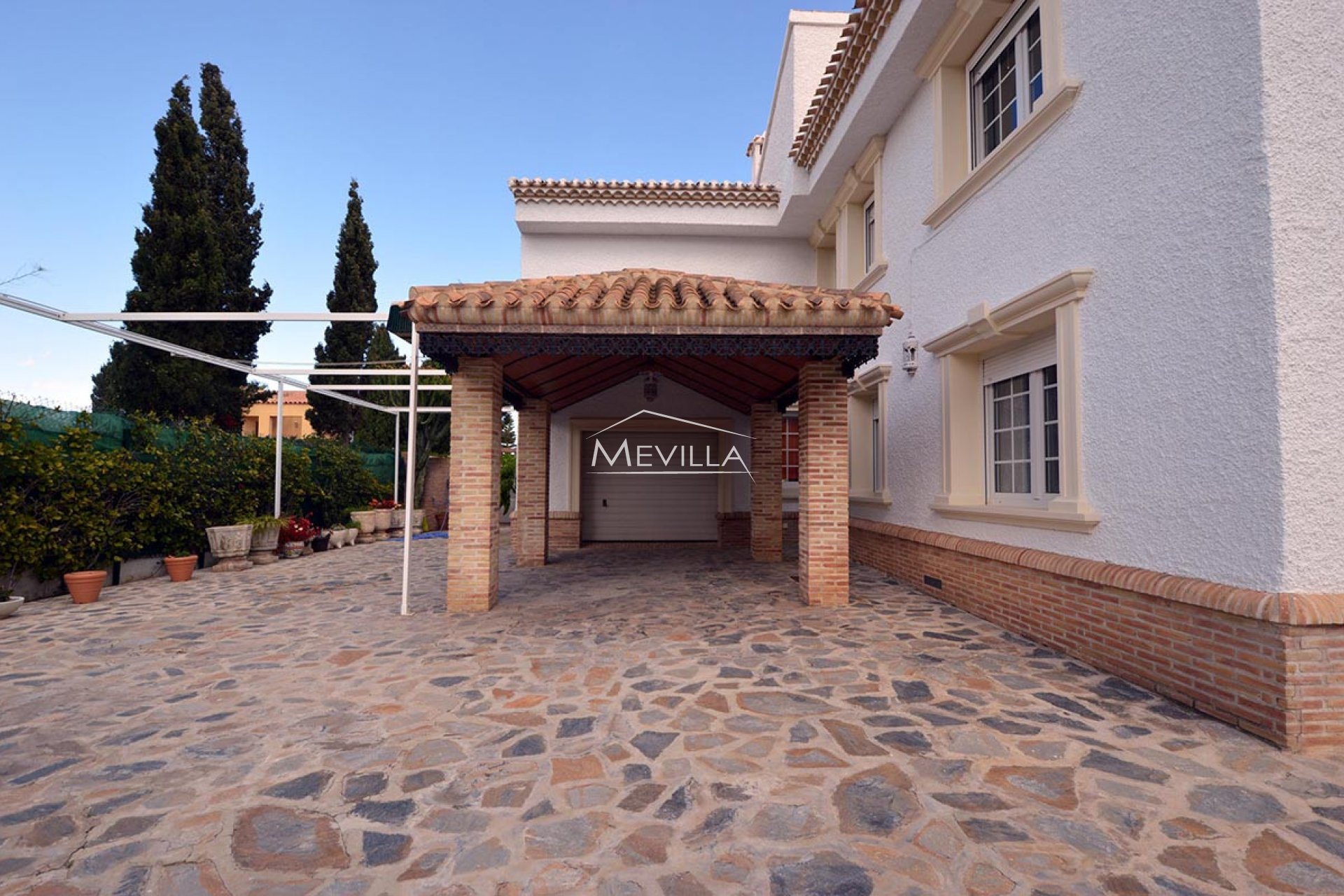 Reventas - Chalet / Villa - Orihuela Costa - Cabo Roig