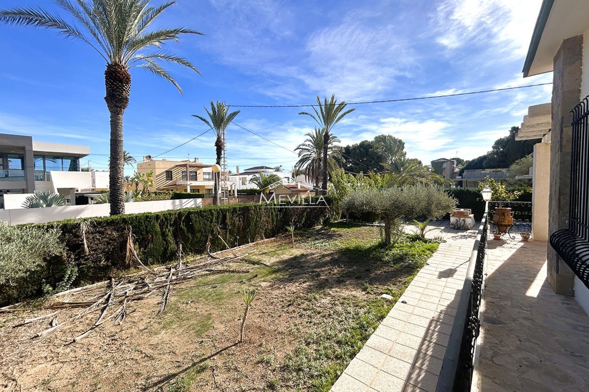 Reventas - Chalet / Villa - Orihuela Costa - Cabo Roig