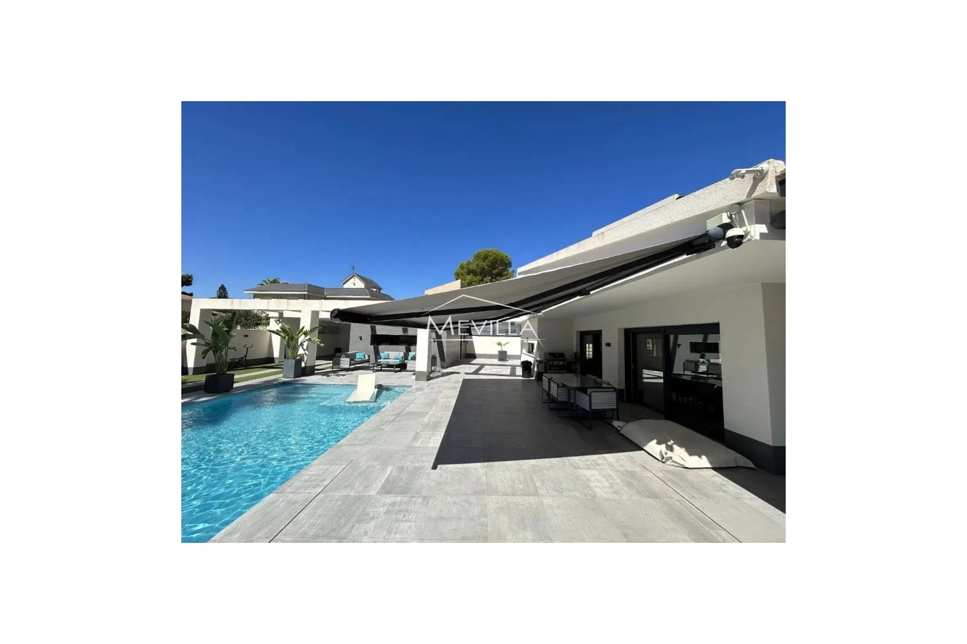 Reventas - Chalet / Villa - Orihuela Costa - Campoamor