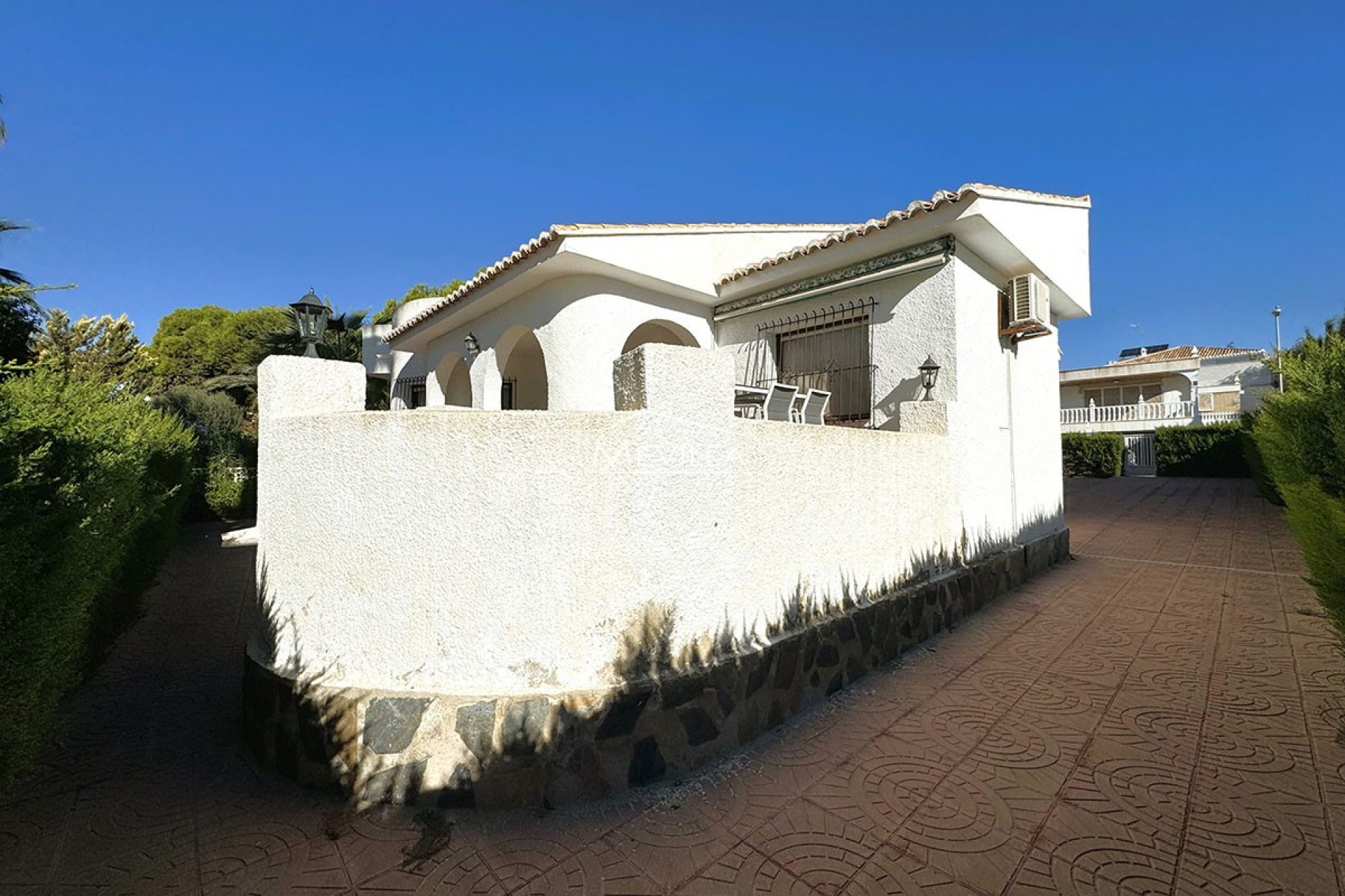 Reventas - Chalet / Villa - Orihuela Costa - La Zenia