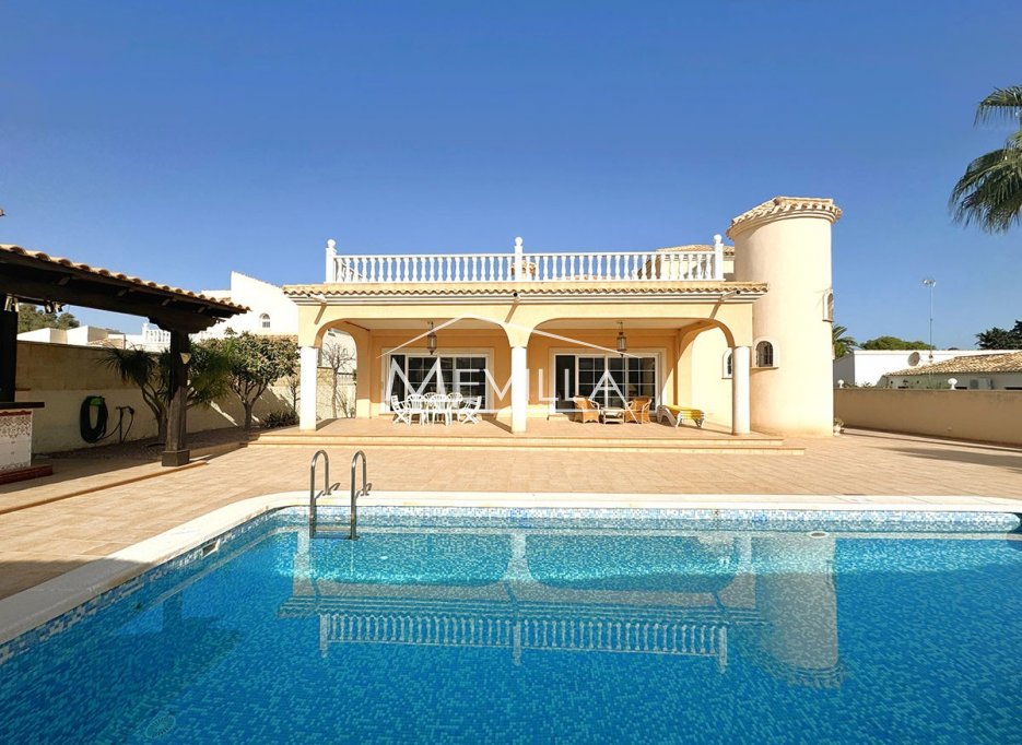 Reventas - Chalet / Villa - Orihuela Costa - Playa Flamenca