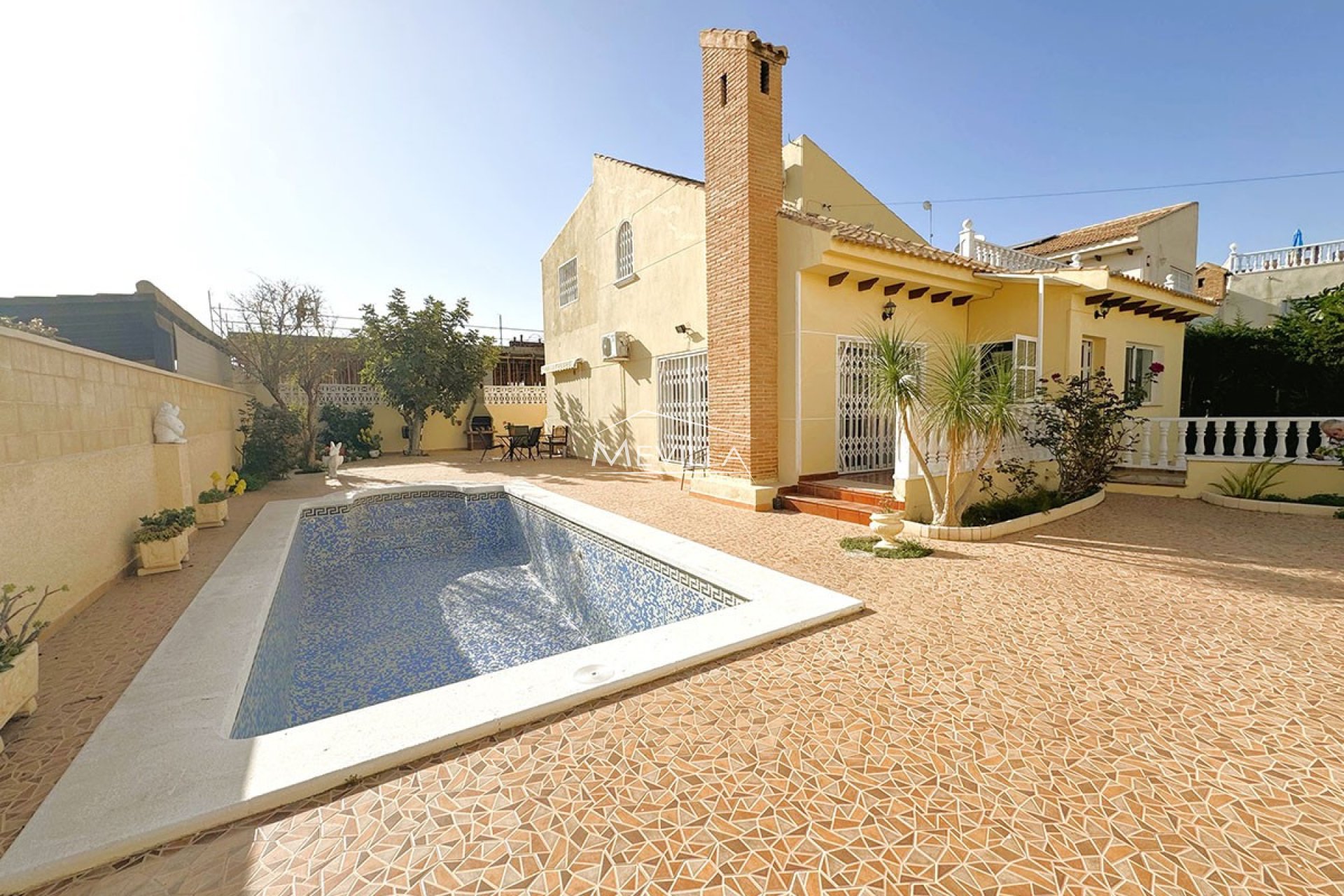 Reventas - Chalet / Villa - Orihuela Costa - Playa Flamenca