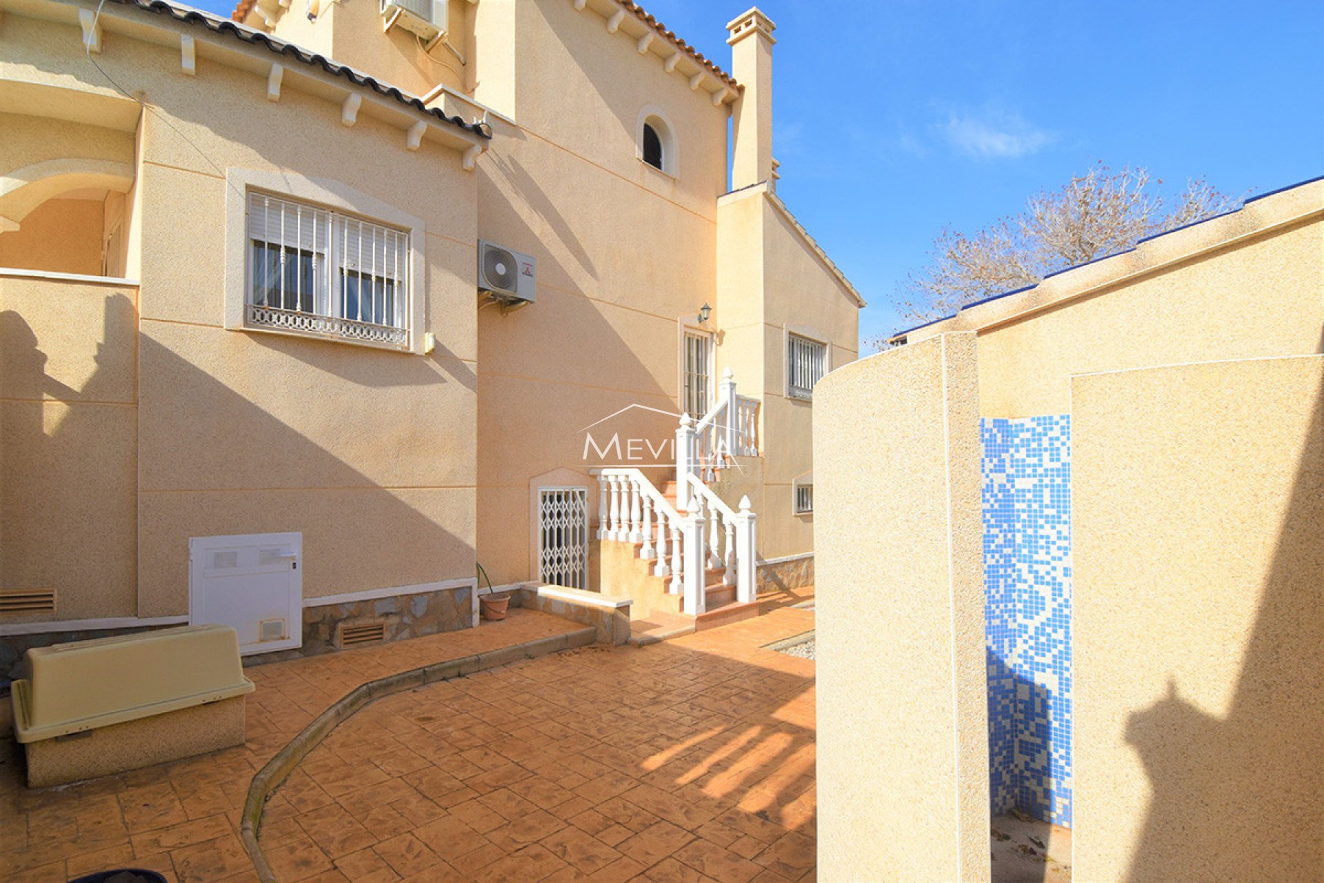 Reventas - Chalet / Villa - Orihuela Costa - Villamartin