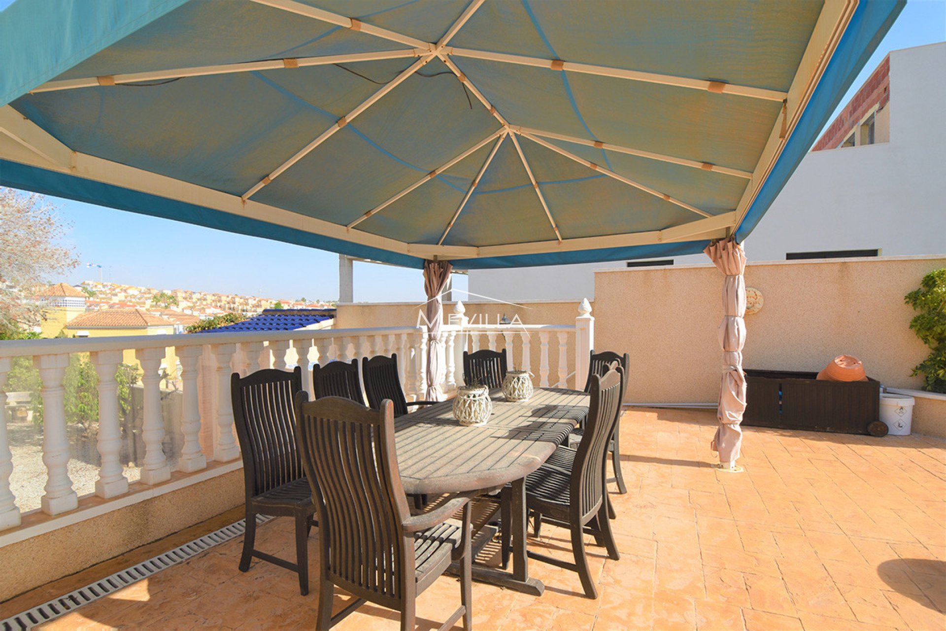 Reventas - Chalet / Villa - Orihuela Costa - Villamartin