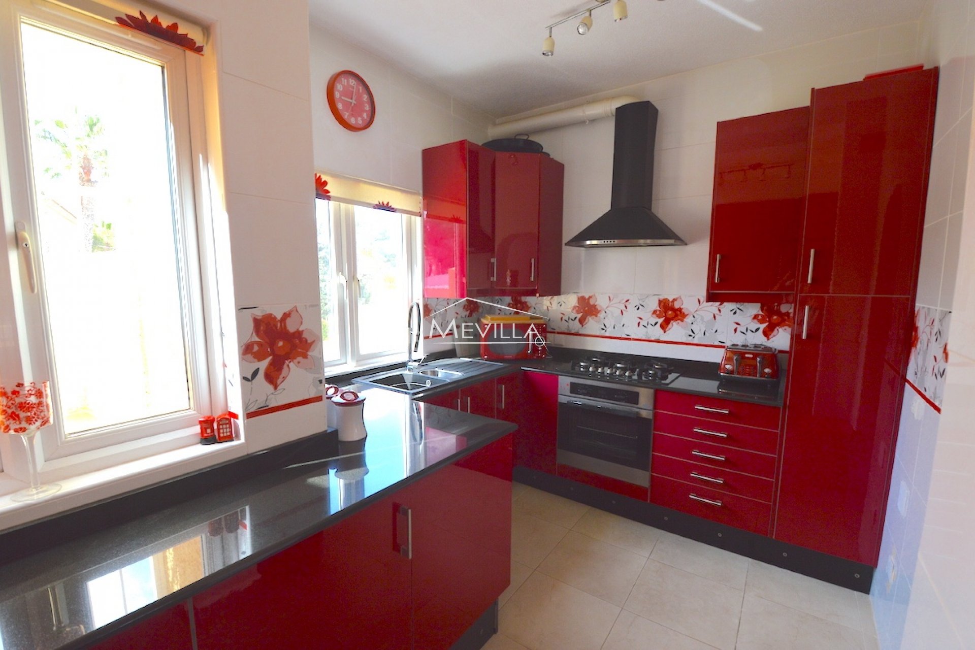 Reventas - Chalet / Villa - Torrevieja - Los Balcones