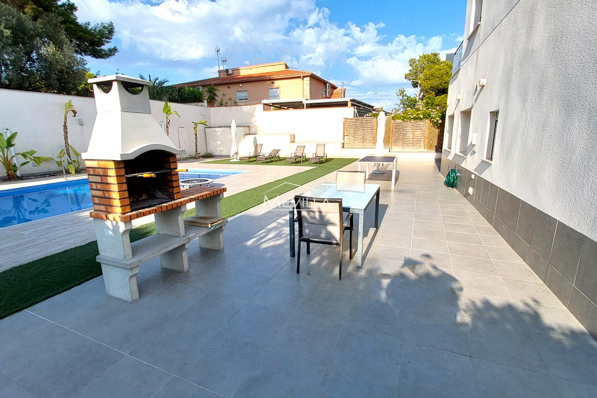 Reventas - Chalet / Villa - Torrevieja - Los Balcones