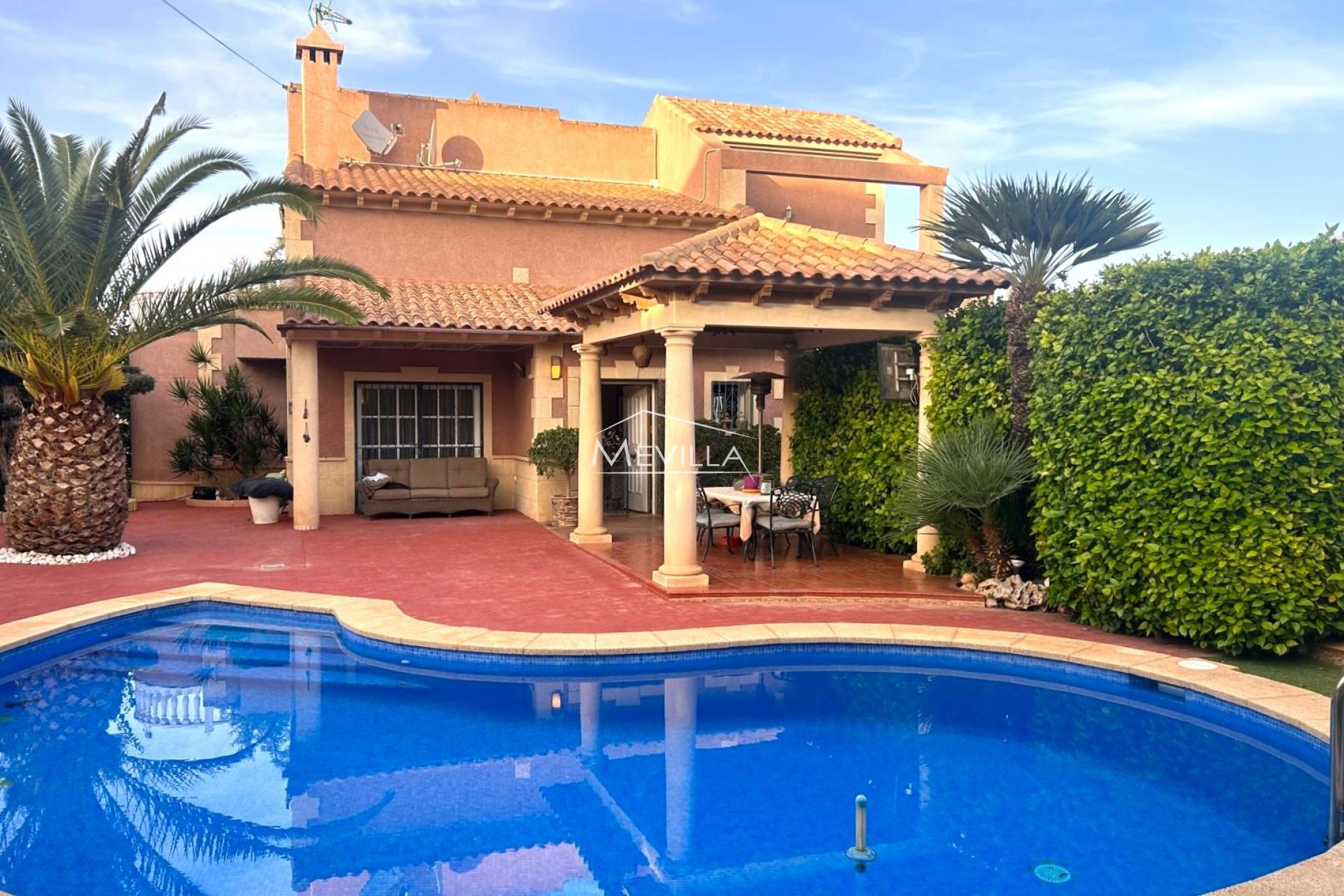 Reventas - Chalet / Villa - Torrevieja - Los Balcones