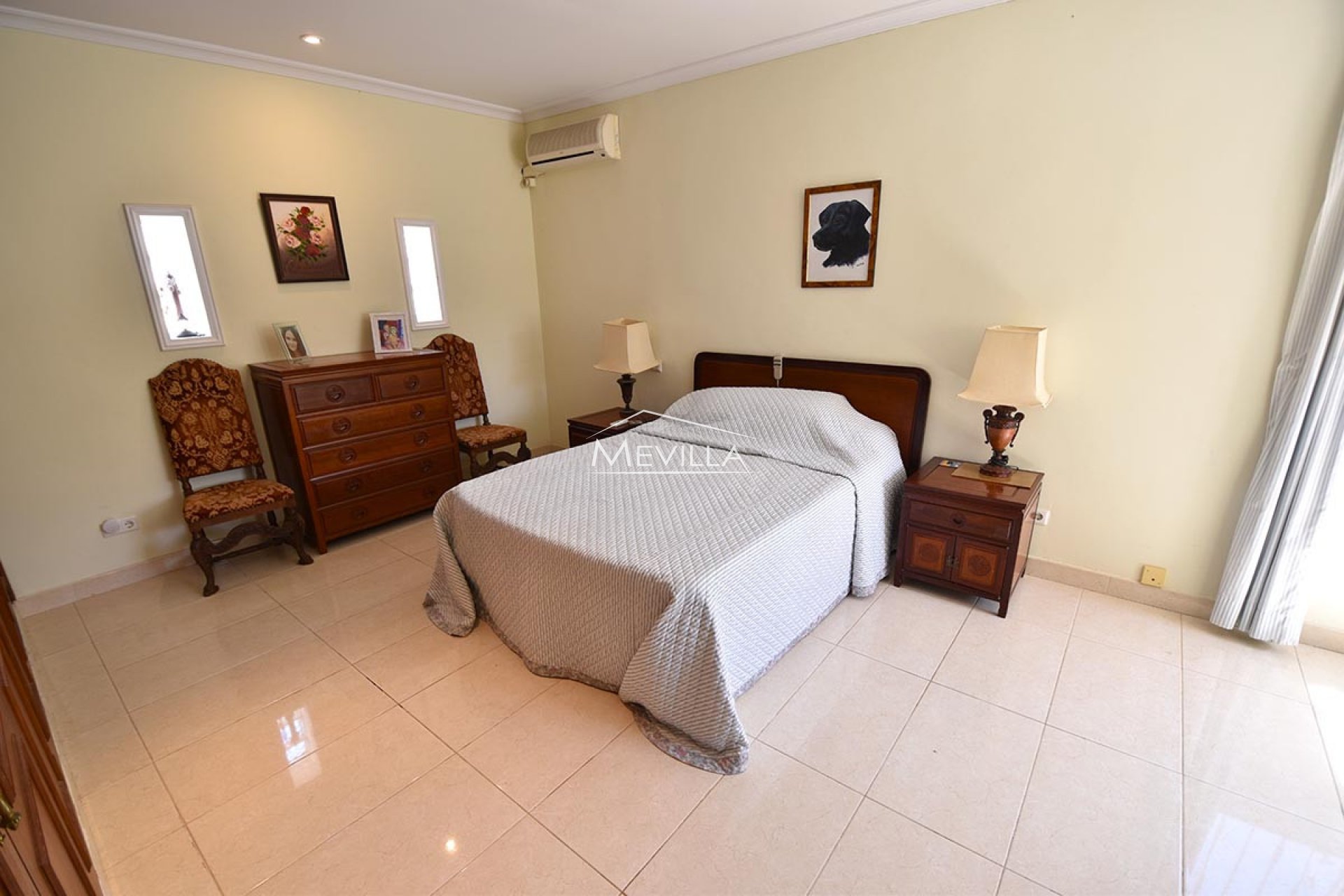 Salg (Resales) - Villa - Orihuela Costa - Campoamor