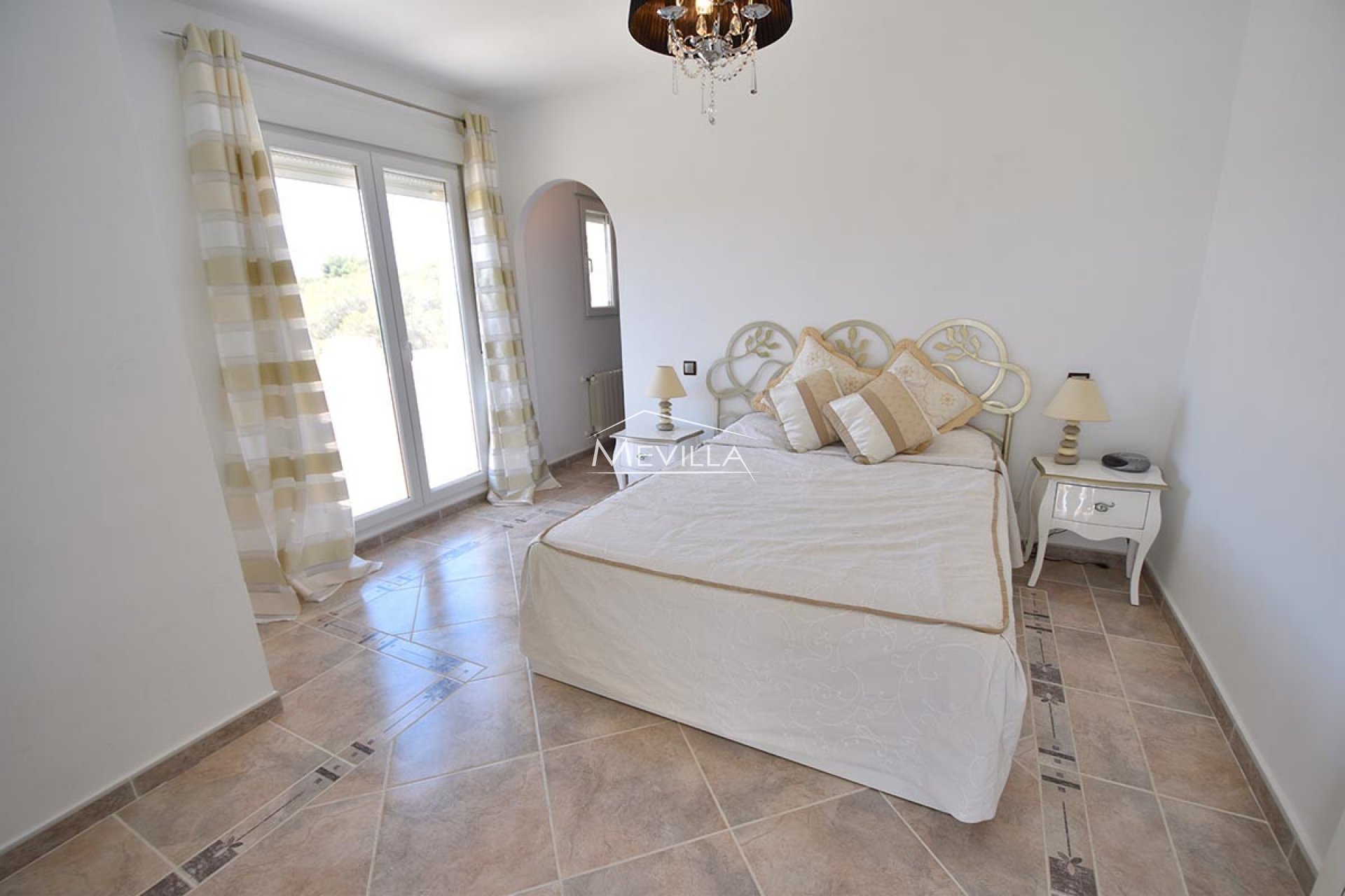 Salg (Resales) - Villa - Orihuela Costa - Campoamor