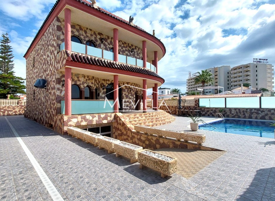 Salg (Resales) - Villa - Orihuela Costa - La Zenia