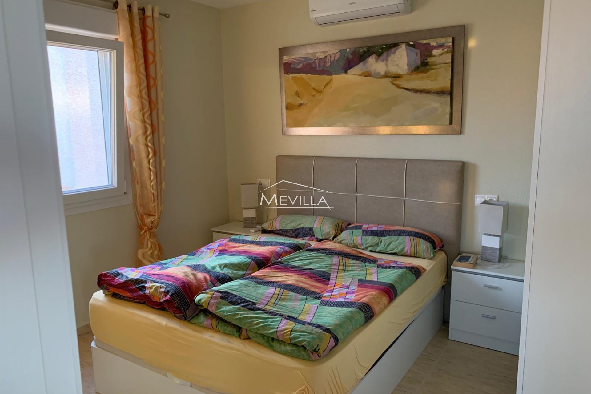 Salg (Resales) - Villa - Orihuela Costa - Mil Palmeras