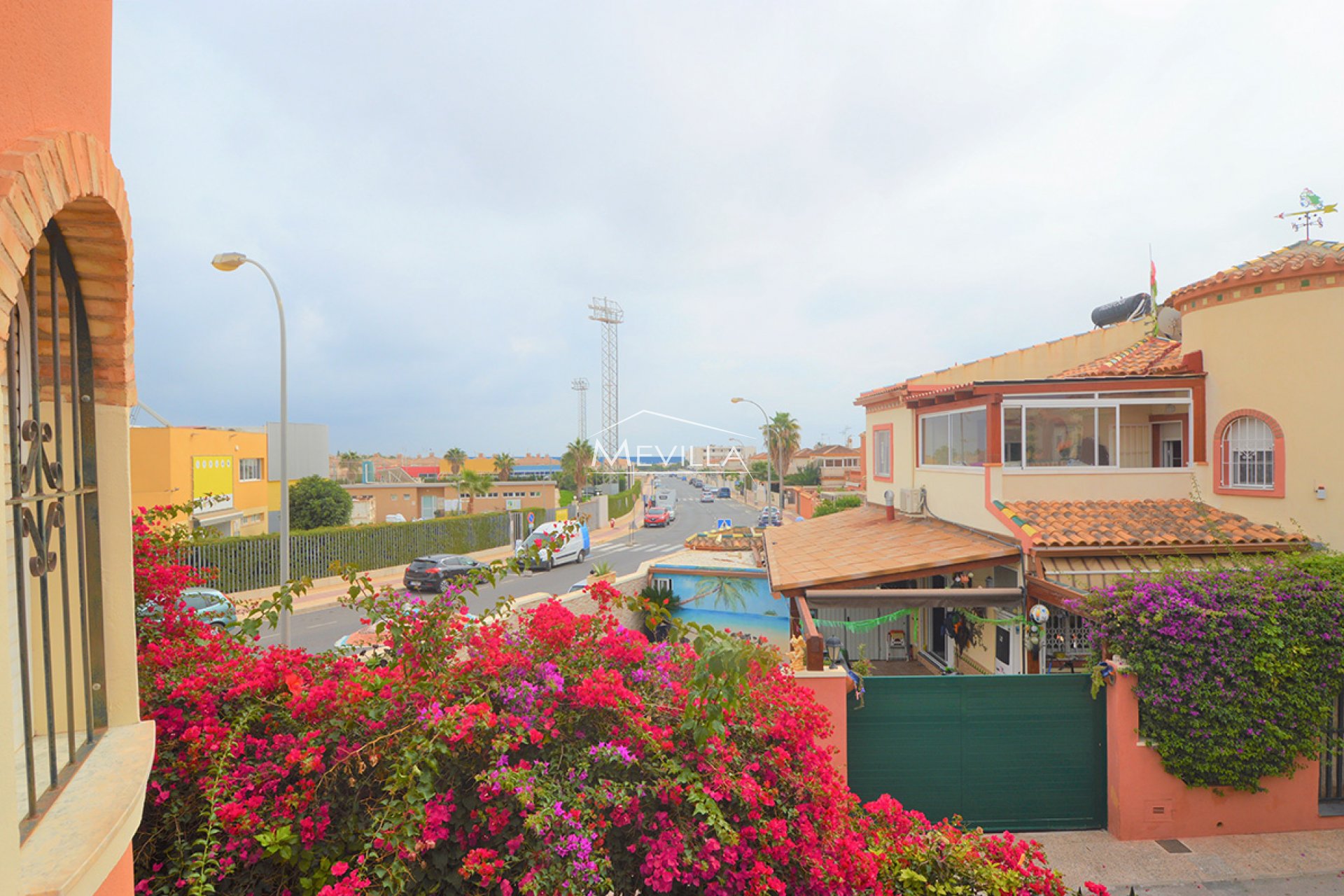 Salg (Resales) - Villa - Orihuela Costa - Playa Flamenca