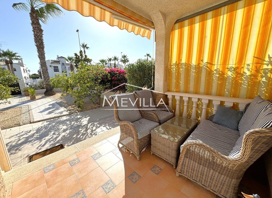 Salg (Resales) - Villa - Orihuela Costa - Villamartin