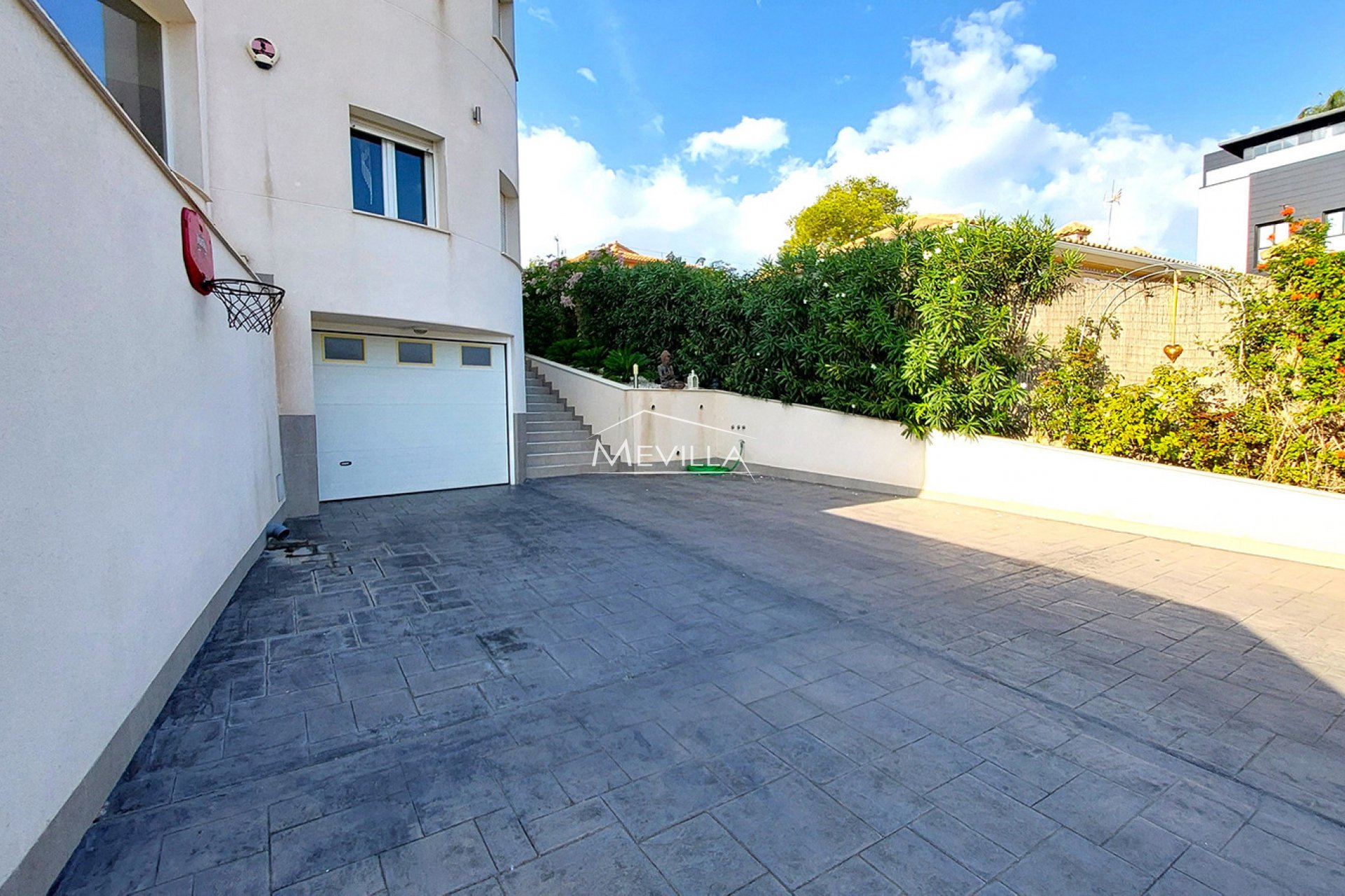 Salg (Resales) - Villa - Torrevieja - Los Balcones