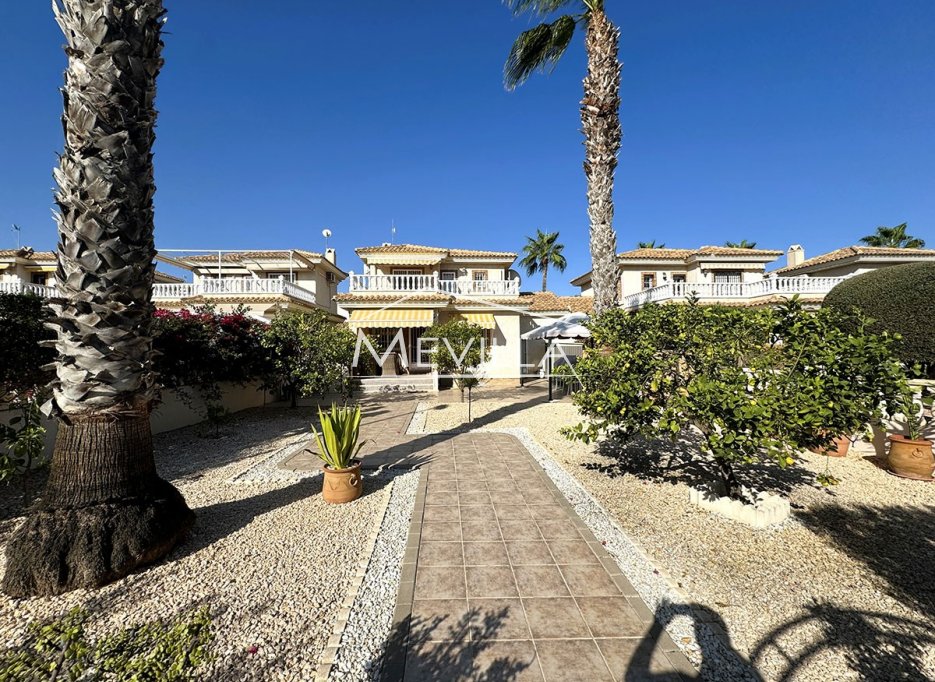 Verkäufe - Villa - Orihuela Costa - Villamartin