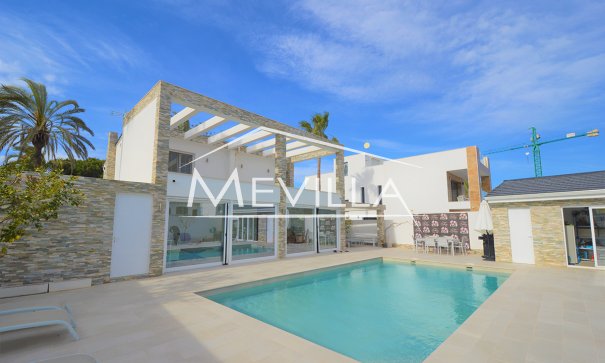 Villa - Resales - Orihuela Costa - LZ914