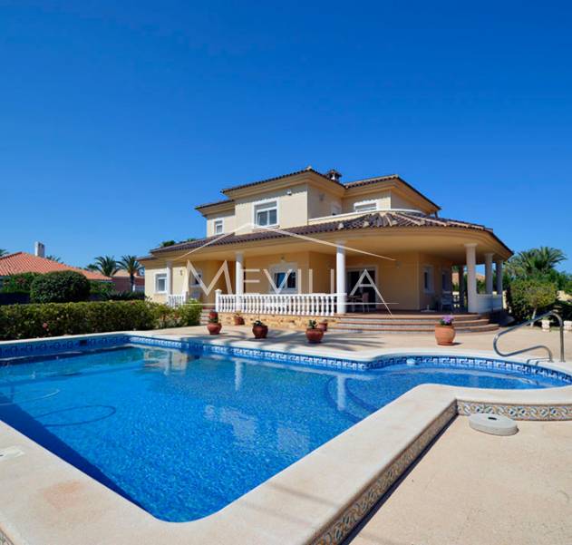 The best villas for sale in Orihuela Costa