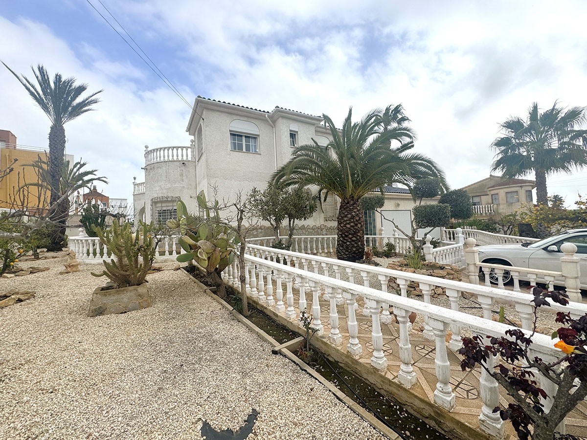 Detached Villa Torrevieja Costa Blanca South Spain