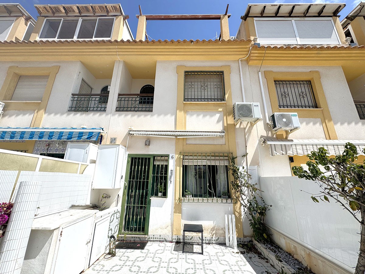 Rijwoning Orihuela Costa Costa Blanca Zuid Spanje
