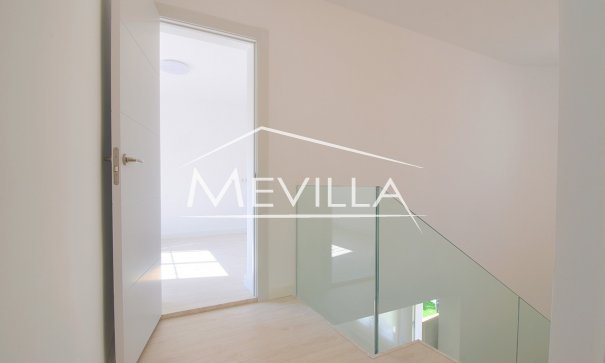 Reventas - Chalet / Villa - Torrevieja - Los Altos