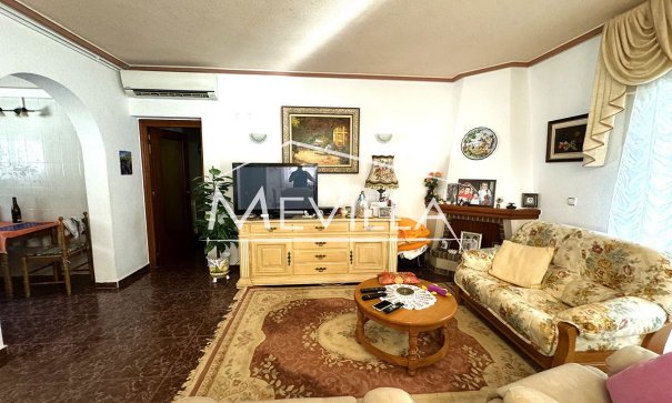 Reventas - Chalet / Villa - Orihuela Costa - La Zenia